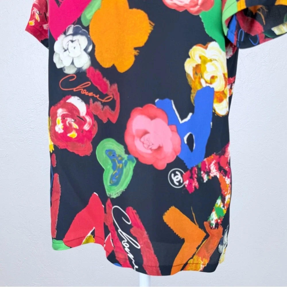 Chanel Vintage 1990s Iconic Spring 1992 Multicolor Black Silk T-Shirt 40 FR 8 US